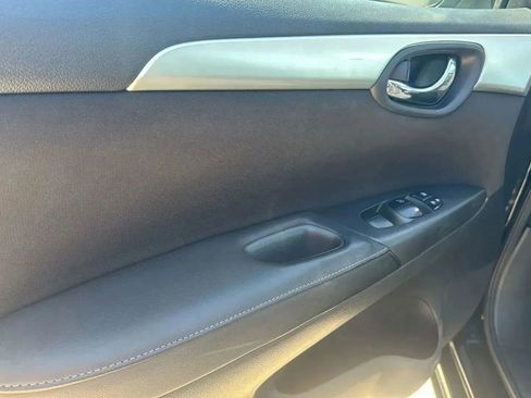 Used 2019 Nissan Sentra S image 12