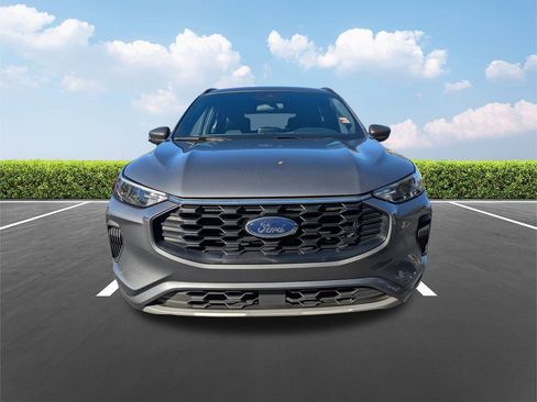 Used 2024 Ford Escape ST-Line image 8