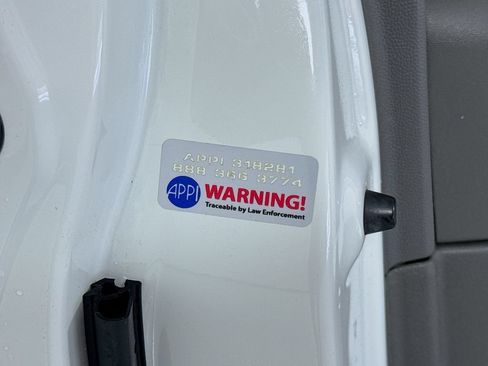 Used 2021 Nissan Frontier SV w/ Midnight Edition Floor Mats RWD image 34