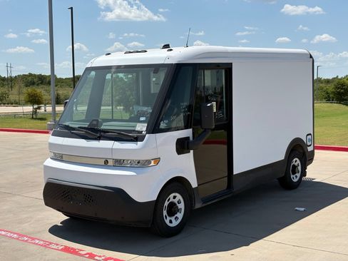 Used 2024 Chevrolet Brightdrop 400 w/ Commercial Equipment Package AWD/4WD image 11