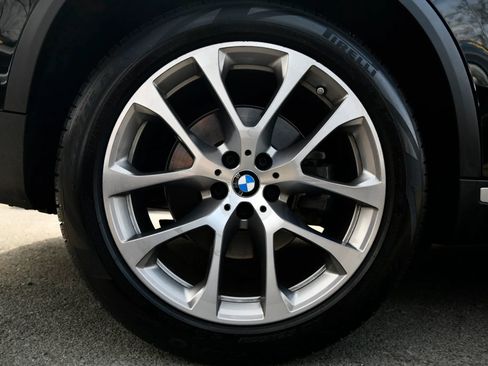 Used 2023 BMW X5 xDrive40i w/ Premium Package image 29