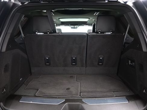 Used 2023 Cadillac Escalade Premium Luxury w/ Performance Package AWD/4WD image 32