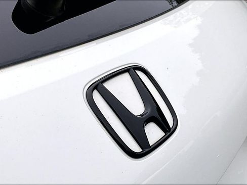 Used 2023 Honda HR-V Sport image 24