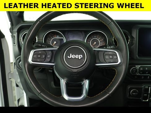 Used 2023 Jeep Gladiator Overland image 10