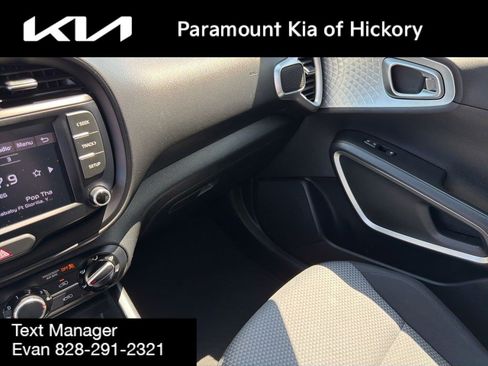 Used 2022 Kia Soul LX w/ Technology Package FWD image 26