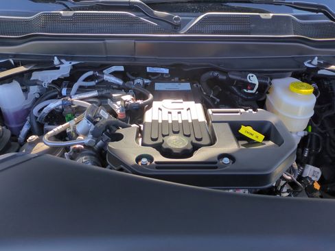 New 2026 RAM 2500 Limited image 22