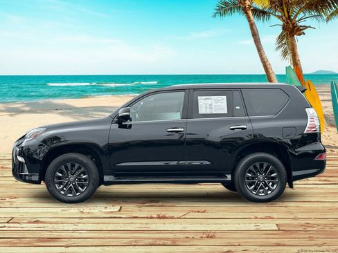 Used 2022 Lexus GX 460 Premium w/ Premium Package AWD/4WD image 3