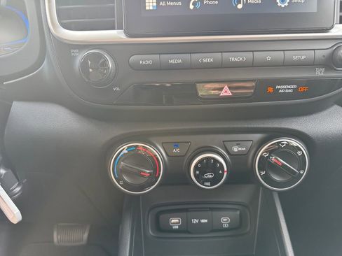 New 2026 Hyundai Venue SE image 19