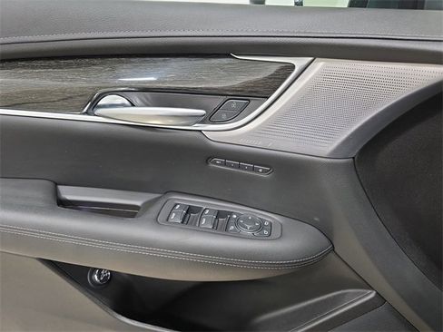 Used 2021 Cadillac XT5 Premium Luxury image 28