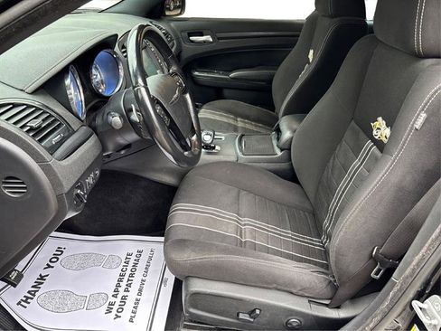 Used 2014 Chrysler 300 S image 9