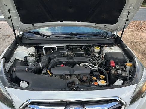 Used 2018 Subaru Legacy 2.5i Premium image 11
