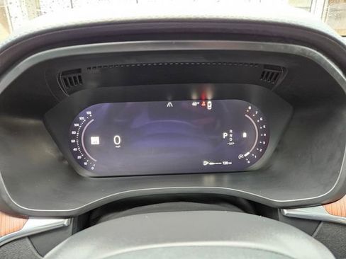 Used 2023 Volvo XC60 B6 Ultimate w/ Climate Package image 22