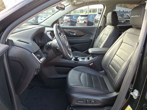 Certified 2022 GMC Terrain Denali w/ Denali Premium Package image 11