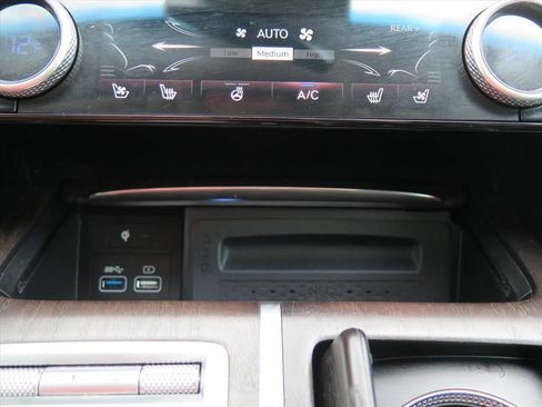 Used 2021 Genesis GV80 3.5T w/ Prestige Package 07 AWD/4WD image 16