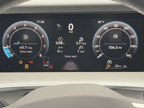 New 2026 Volkswagen Tiguan SE AWD/4WD image 26