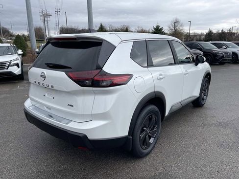 New 2026 Nissan Rogue SV w/ Cold Weather Package AWD/4WD image 7