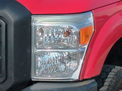 Used 2012 Ford F250 XL w/ Skid Plate Pkg image 11