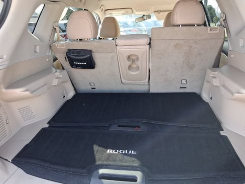 Used 2018 Nissan Rogue SV FWD image 11