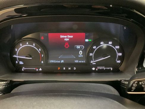 Used 2022 Lincoln Corsair AWD w/ Equipment Group 101A image 35