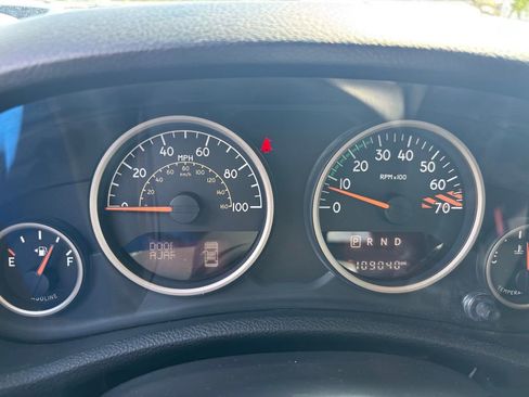 Used 2016 Jeep Wrangler Unlimited Sahara image 20