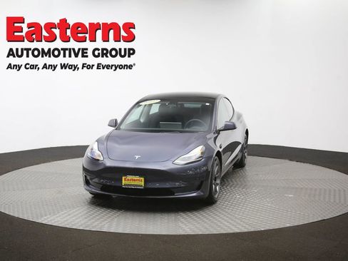 Used 2023 Tesla Model 3 Standard Range image 48