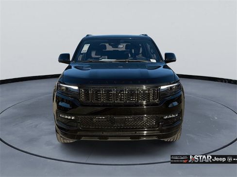 Used 2024 Jeep Wagoneer Series II w/ Convenience Group I image 2