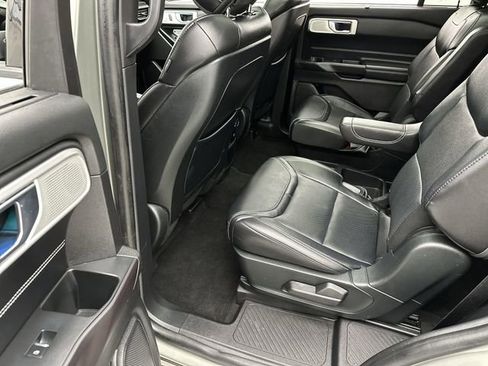 Used 2020 Ford Explorer ST w/ Premium Technology Package AWD/4WD image 23