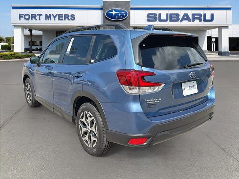 Used 2020 Subaru Forester Premium image 5