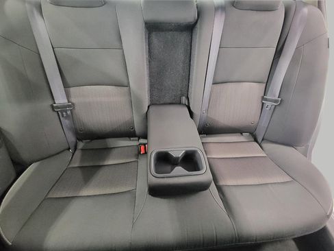 Used 2025 Nissan Altima 2.5 SV FWD image 21