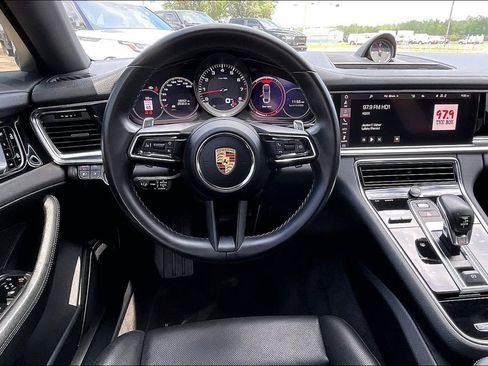 Used 2021 Porsche Panamera 4S image 8