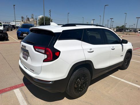 Used 2023 GMC Terrain AT4 AWD/4WD image 5