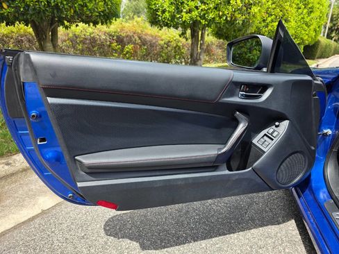 Used 2018 Subaru BRZ Premium w/ Popular Package #1 image 9