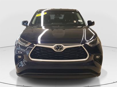 Certified 2024 Toyota Highlander LE