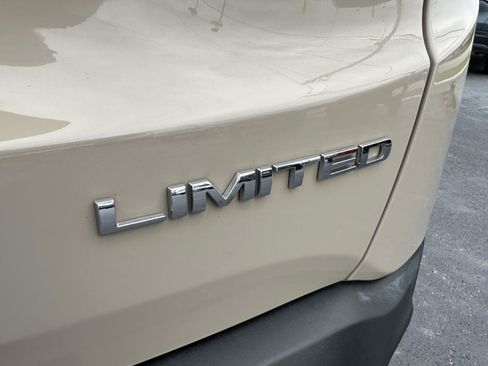 Used 2015 Jeep Renegade Limited AWD/4WD image 79
