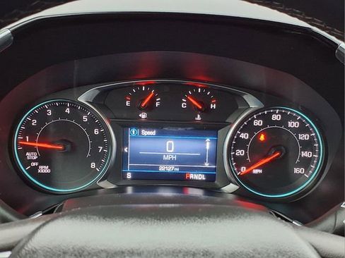 Used 2023 Chevrolet Equinox LT image 29