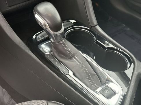 Used 2023 Buick Encore GX Preferred w/ Cold Weather Comfort Package image 19