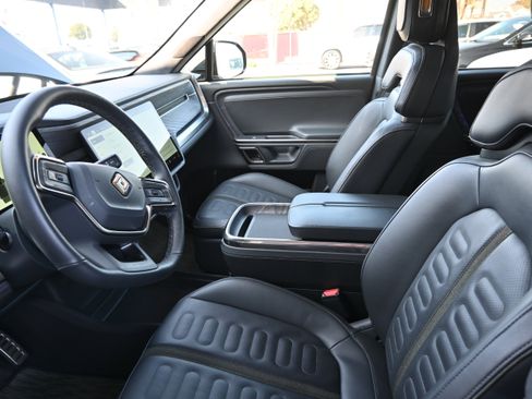 Used 2023 Rivian R1T Adventure image 29