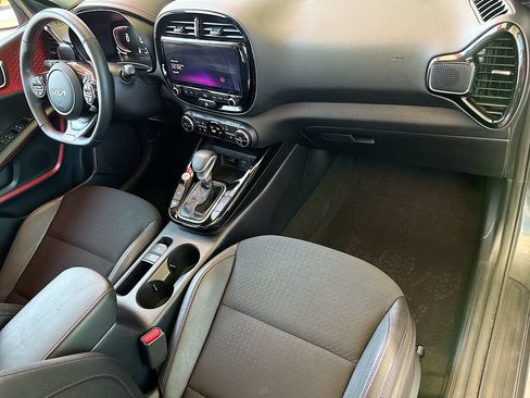 Used 2023 Kia Soul GT-Line w/ GT-Line Technology Package FWD image 17