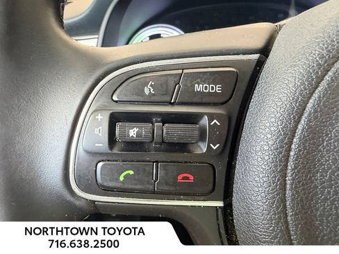 Used 2019 Kia Niro S Touring FWD image 28
