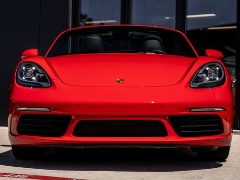 Certified 2023 Porsche 718 Boxster RWD image 8