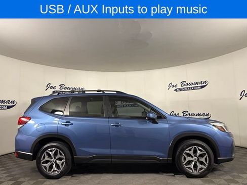Used 2019 Subaru Forester Premium w/ All-Weather Package AWD/4WD image 5