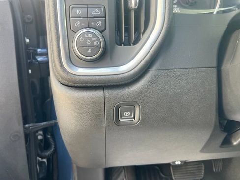 Used 2021 Chevrolet Silverado 1500 RST w/ Texas Edition Plus AWD/4WD image 20