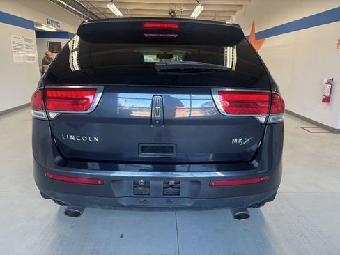 Used 2014 Lincoln MKX FWD w/ Equipment Group 101A image 6