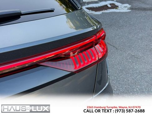 Used 2022 Audi RS Q8 AWD/4WD image 26