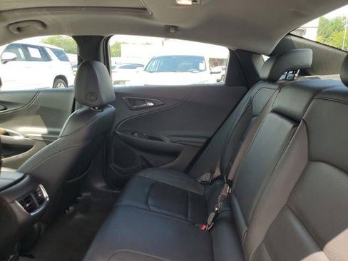 Used 2024 Chevrolet Malibu LT FWD image 8