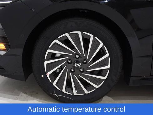 New 2025 Hyundai Sonata Limited image 6