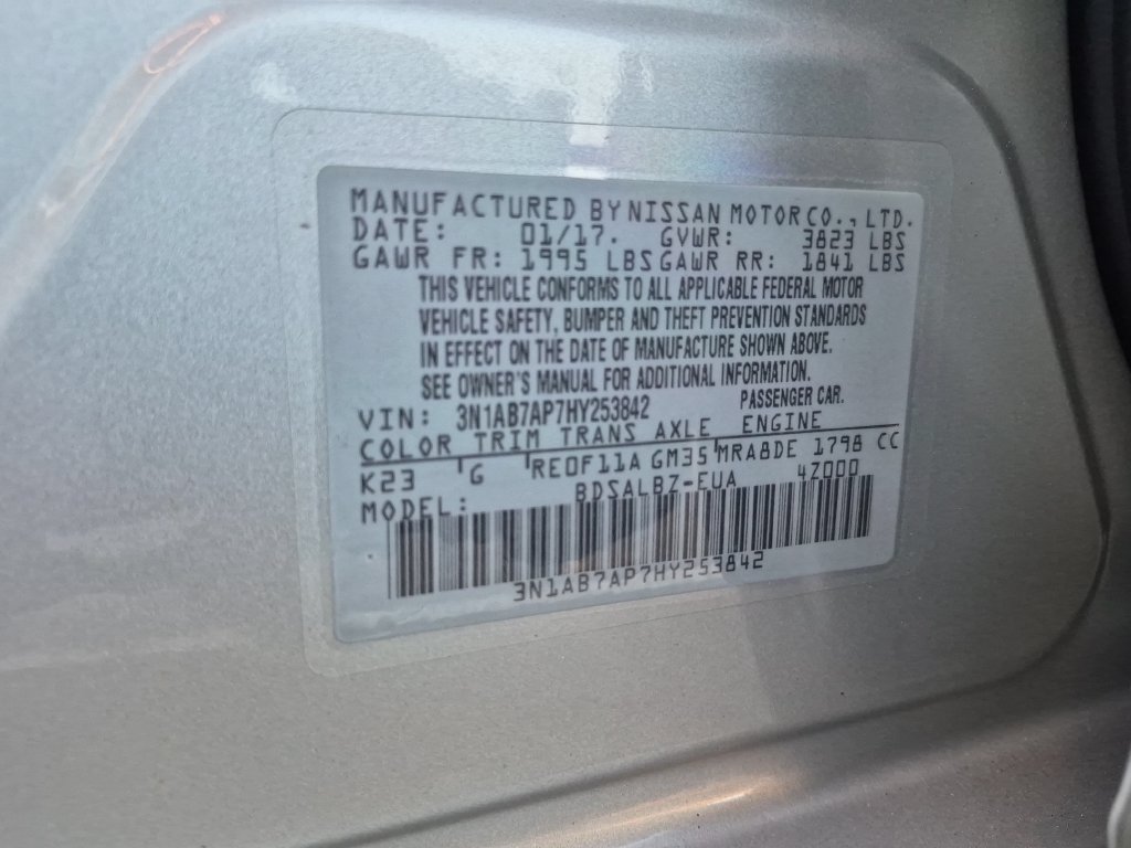 Used 2017 Nissan Sentra S FWD image 29