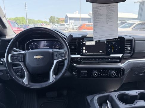 Used 2023 Chevrolet Silverado 1500 LT w/ Safety Package RWD image 10