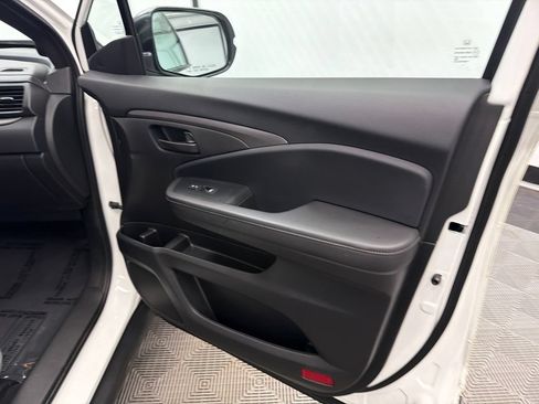 Used 2022 Honda Passport EX-L image 16