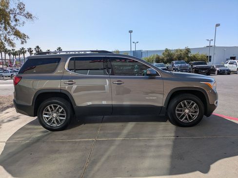 Used 2019 GMC Acadia SLT w/ LPO, Cargo Package FWD image 6